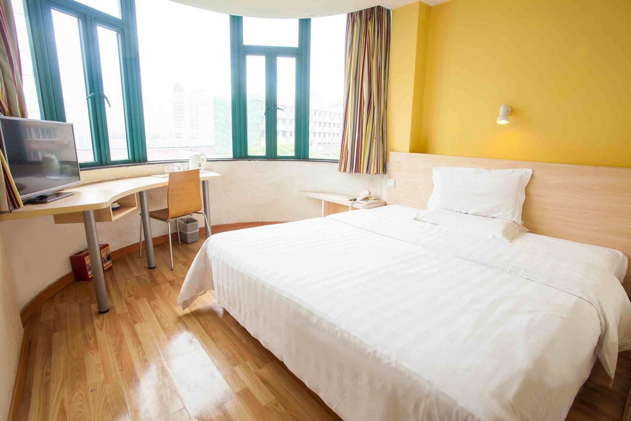 7Days Inn Ji'Nan Railway Station North Square 지난 외부 사진