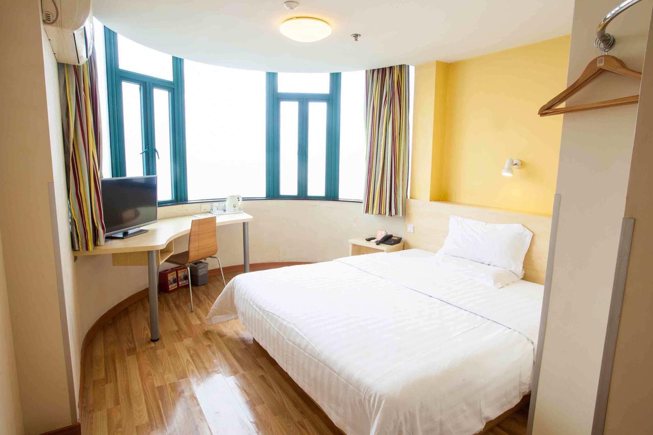 7Days Inn Ji'Nan Railway Station North Square 지난 외부 사진