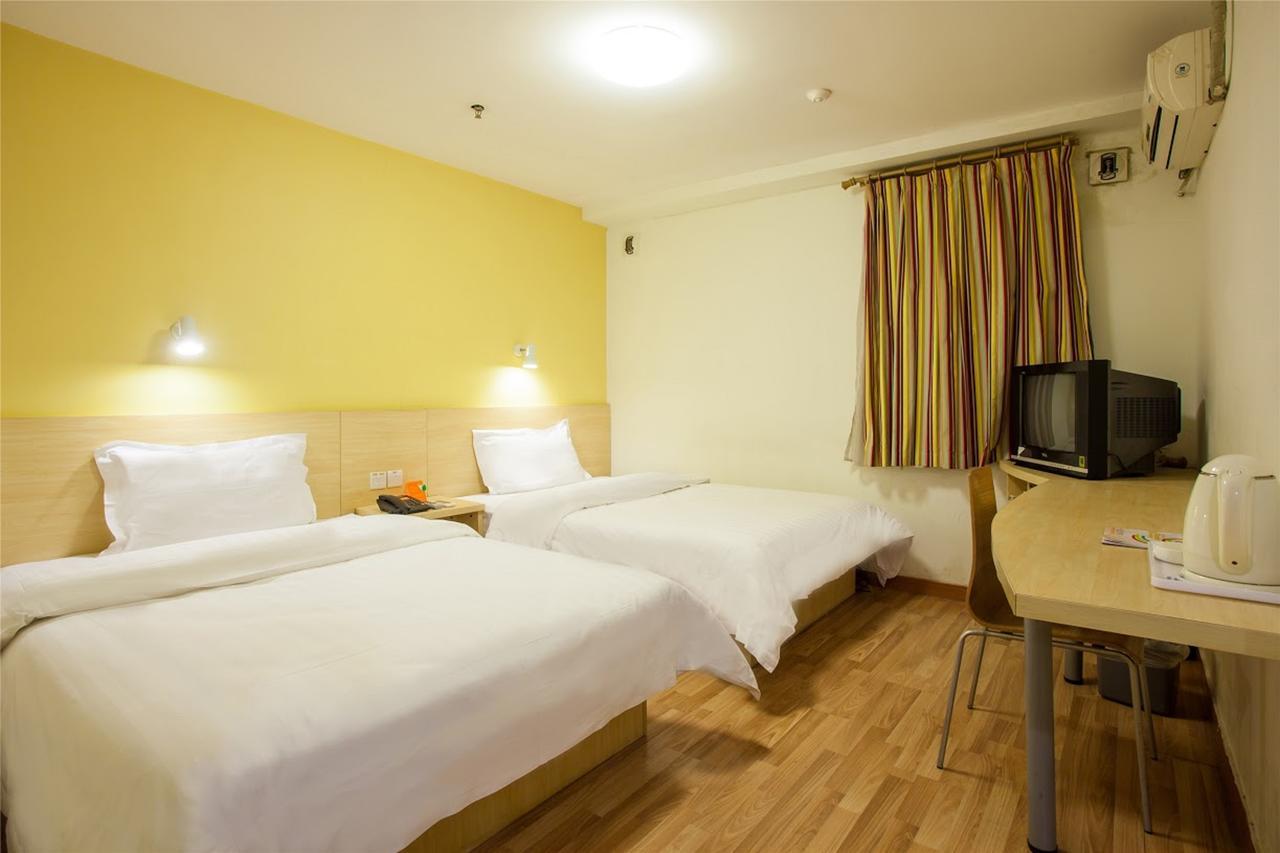 7Days Inn Ji'Nan Railway Station North Square 지난 외부 사진